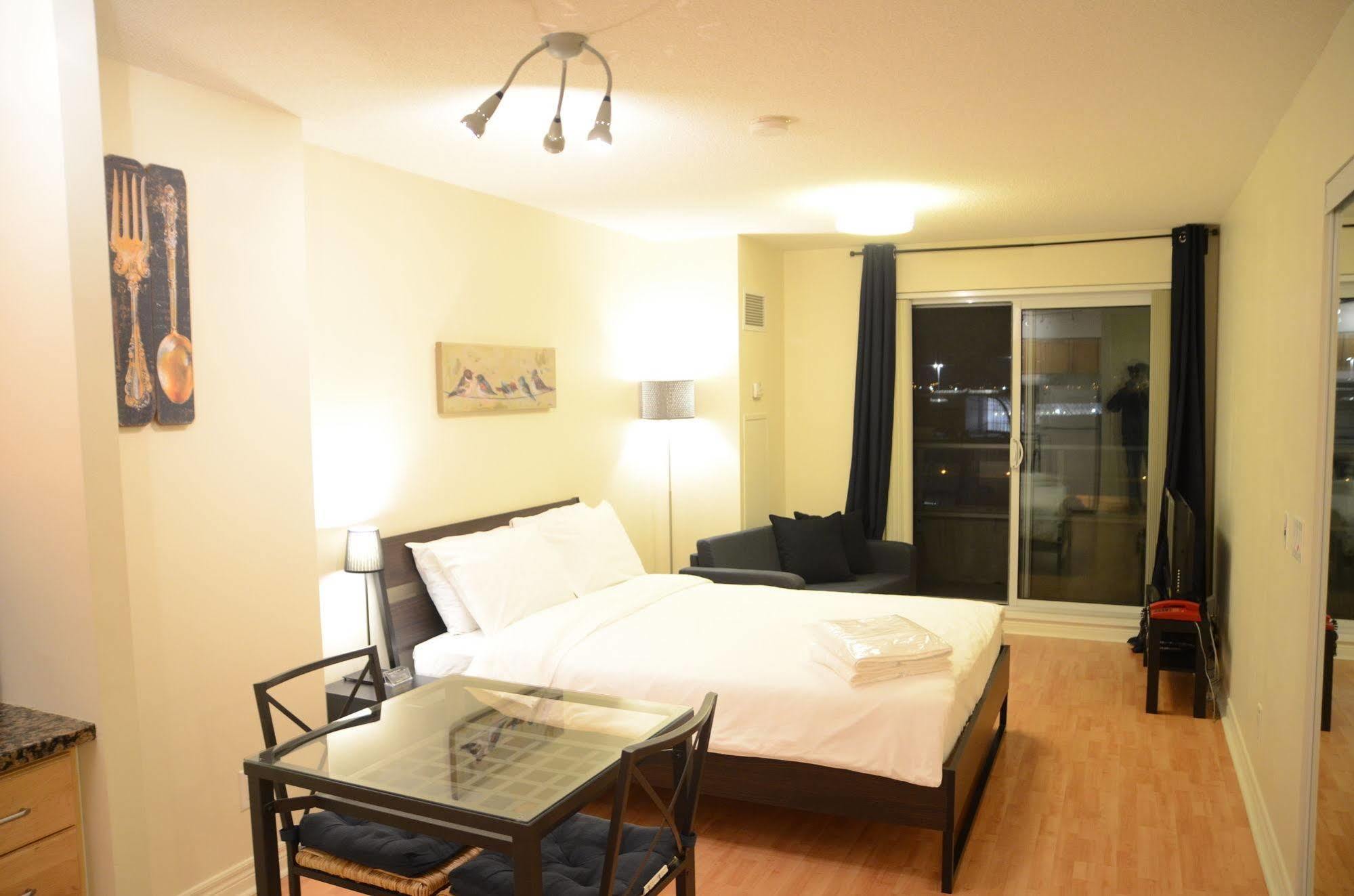Scarborough Centre Luxury Business Suite 万锦 外观 照片