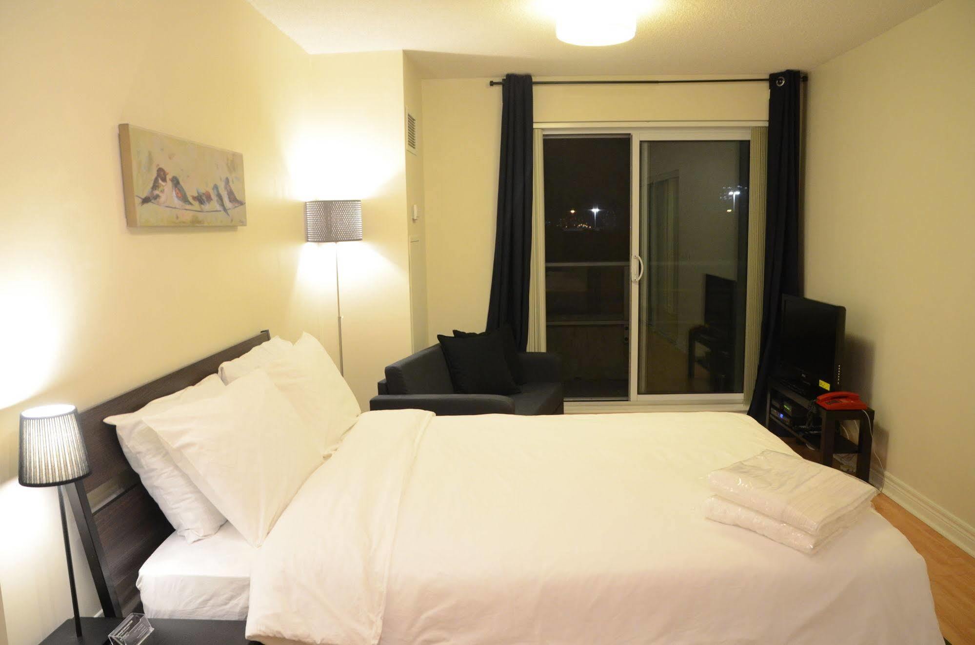 Scarborough Centre Luxury Business Suite 万锦 外观 照片